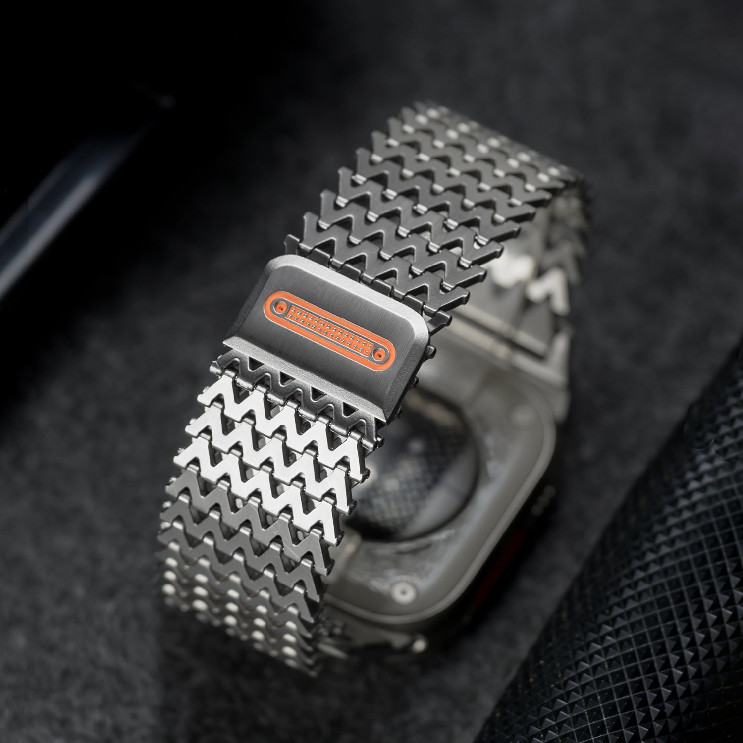 Titanium Steel Zigzag Bracelet for Apple Watch Ultra / Series 9 / 8 / 7